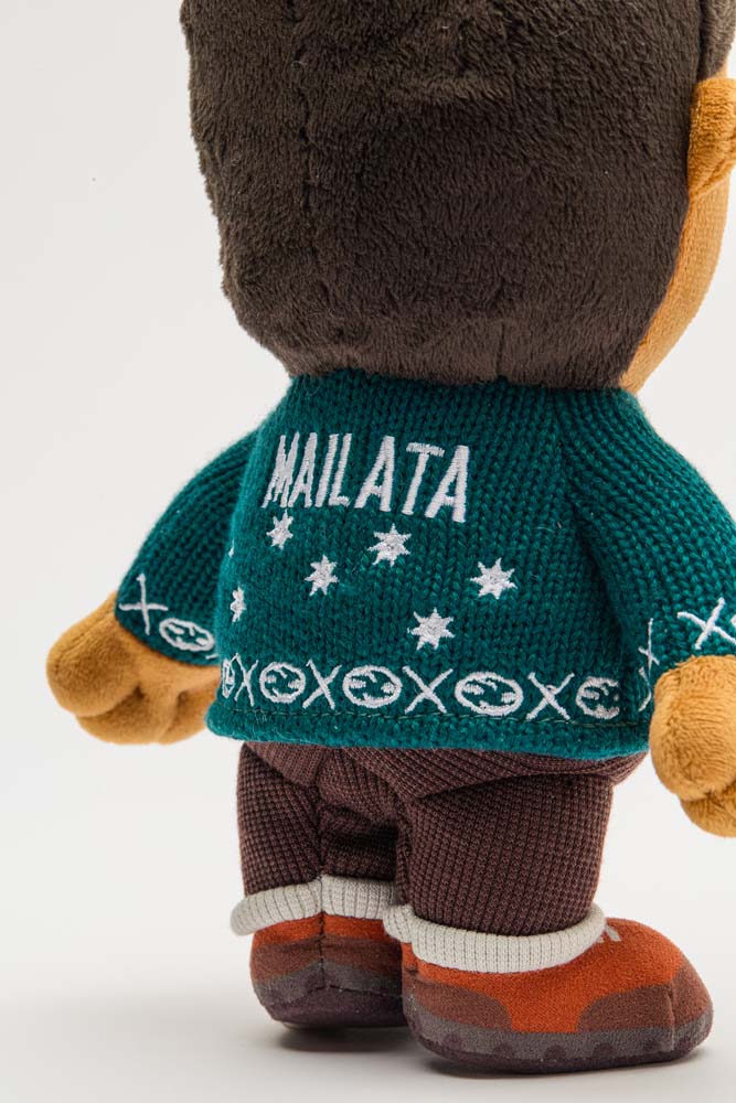 Holiday Huddle Plush Collector Set